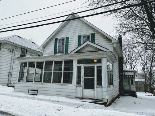 4 Church St E, Colborne, ON, K0K1S0 | Card Image