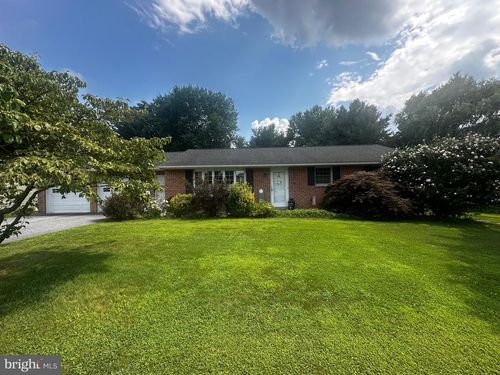 916 Spring Garden St, ELIZABETHTOWN, PA, 17022-1428 | Card Image