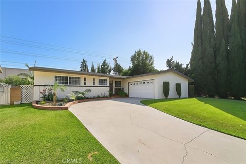 2148 W Houston Ave, Fullerton, CA, 92833-4427 | Card Image