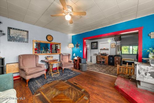 299 Railroad Ave, Blanchard, ID, 83804-9527 | Card Image