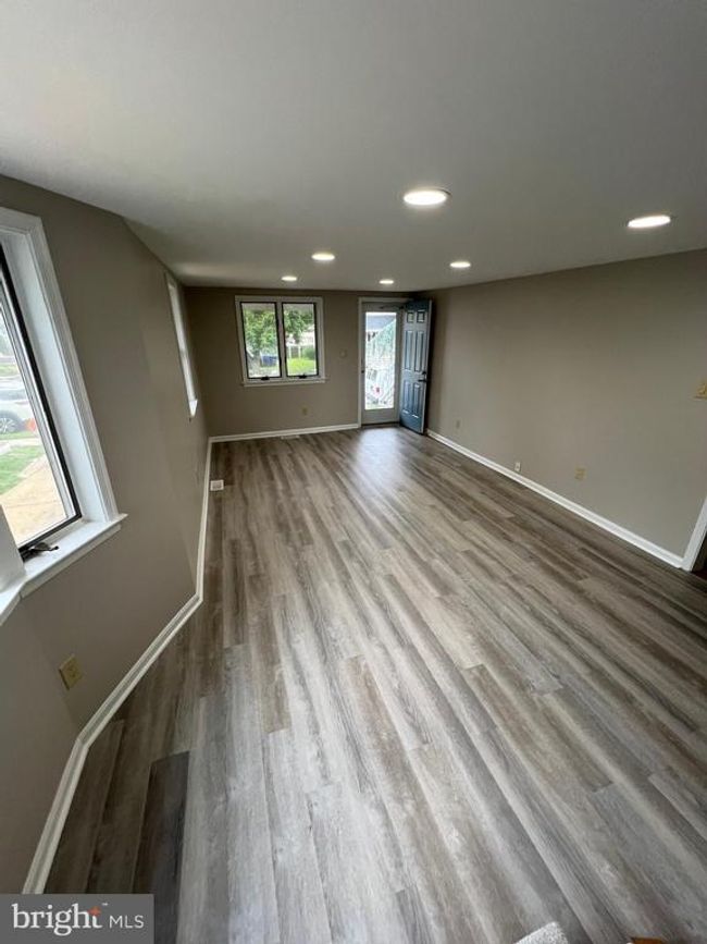 41 N Clinton Ave, House other with 3 bedrooms, 1 bathrooms and null parking in MAPLE SHADE NJ | Image 33