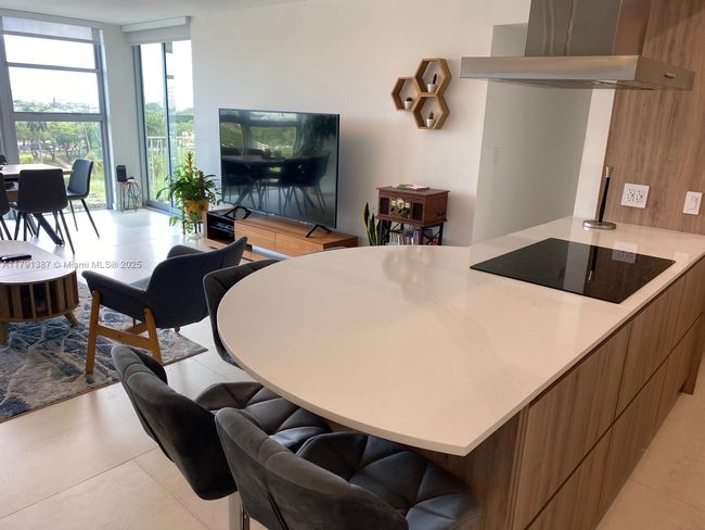 APT-906 - 1700 Nw North River Dr, Condo with 2 bedrooms, 2 bathrooms and null parking in Miami FL | Image 9