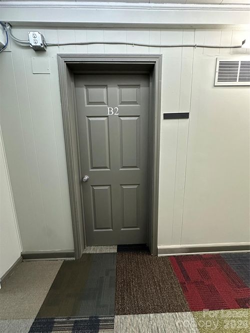 b2-111 E Charlotte Ave, Mount Holly, NC, 28120-2274 | Card Image