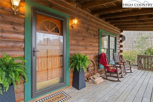 350 Eureka Hills Cir, Boone, NC, 28607-8362 | Card Image