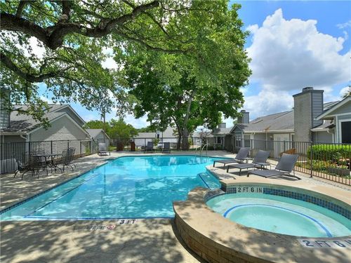 apt-129-2001 Parker Ln, Austin, TX, 78741-3848 | Card Image