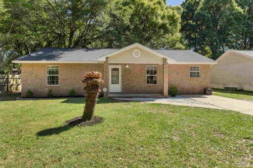 130 Calvert Oaks Dr, Pensacola, FL, 32514-3815 | Card Image