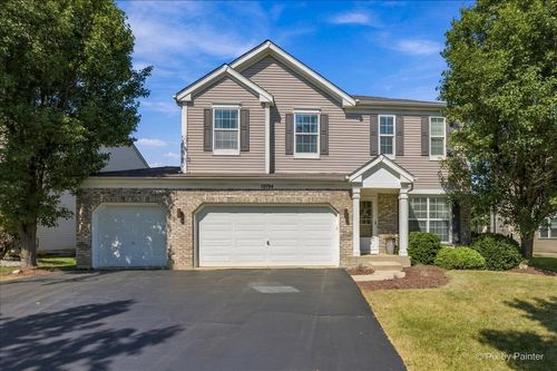 10794 Santa Fe Trl, Huntley, IL, 60142-4015 | Card Image