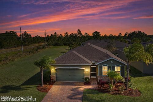 744 Remington Green Dr Se, Palm Bay, FL, 32909-6849 | Card Image