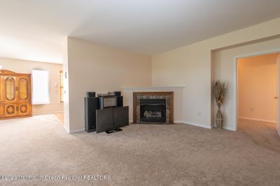 404 St Andrews Place, Condo with 2 bedrooms, 2 bathrooms and 1 parking in Manalapan NJ | Image 3