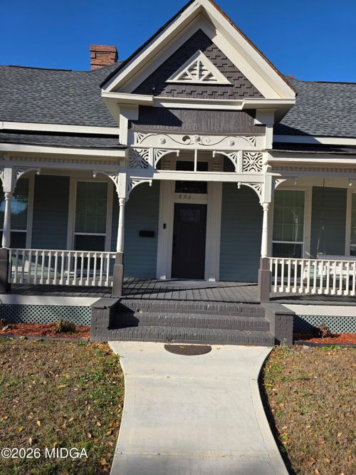 692 Center St, Macon, GA, 31217-3681 | Card Image