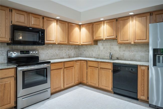 1132 Hillsboro Cove Cir, Condo with 2 bedrooms, 1 bathrooms and null parking in Webster NY | Image 8