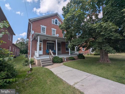 98 E York St, BIGLERVILLE, PA, 17307-9493 | Card Image