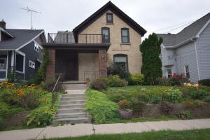 10th Ave, West Bend, WI 53095