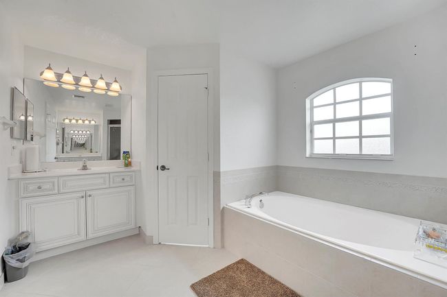 3601 Sw Europe Street, House other with 5 bedrooms, 3 bathrooms and null parking in Port St Lucie FL | Image 19
