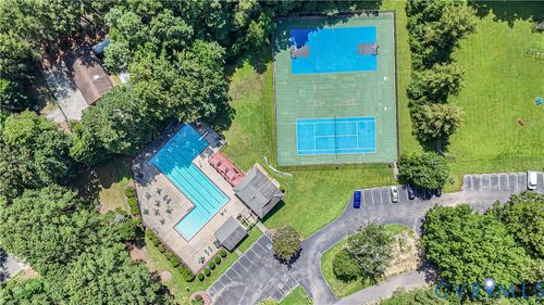 4 Autumn E, Williamsburg, VA, 23188-1634 | Card Image