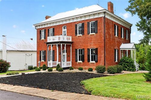 5589 Walnut St, Augusta, MO, 63332-1009 | Card Image