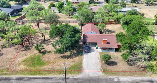 107 W Oriole Dr, Marble Falls, TX, 78654-9760 | Card Image