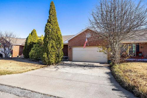 912 Muirfield Dr, Maryville, TN, 37801-8669 | Card Image