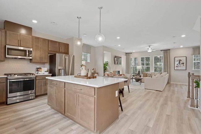 202 Maycrest Path, Townhouse with 3 bedrooms, 4 bathrooms and 2 parking in Tucker GA | Image 9