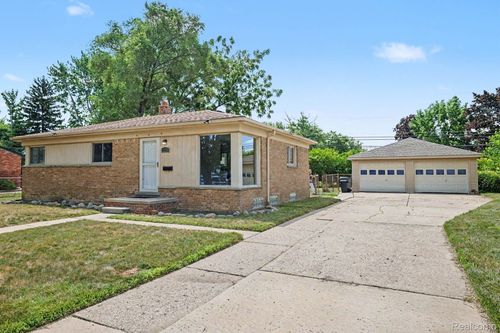 22282 E Schafer Street, Clinton Charter Township, MI, 48035 | Card Image
