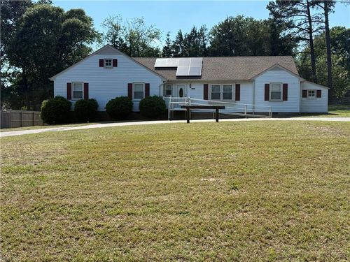 6397 Thrasher Way, Mechanicsville, VA, 23111-4456 | Card Image