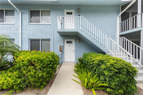 apt-5-216 Palm Dr, NAPLES, FL, 34112-4945 | Card Image