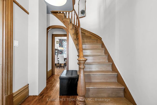 1654 County Rd, House other with 4 bedrooms, 2 bathrooms and 6 parking in Dunvegan ON | Image 4