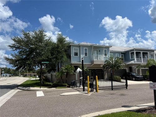 534 Lake Wildmere Cv, LONGWOOD, FL, 32750-5511 | Card Image