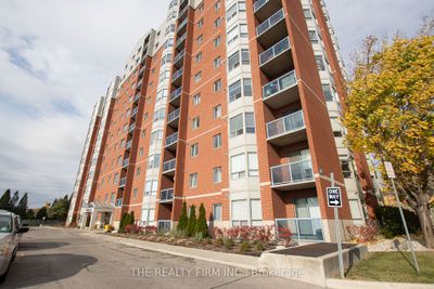 506 - 30 Chapman Crt, Condo with 2 bedrooms, 2 bathrooms and 1 parking in London ON | Image 2