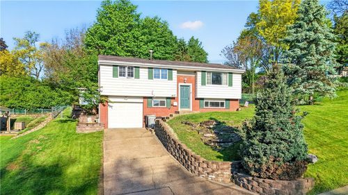 417 Peters Dr, Glenshaw, PA, 15116-1121 | Card Image