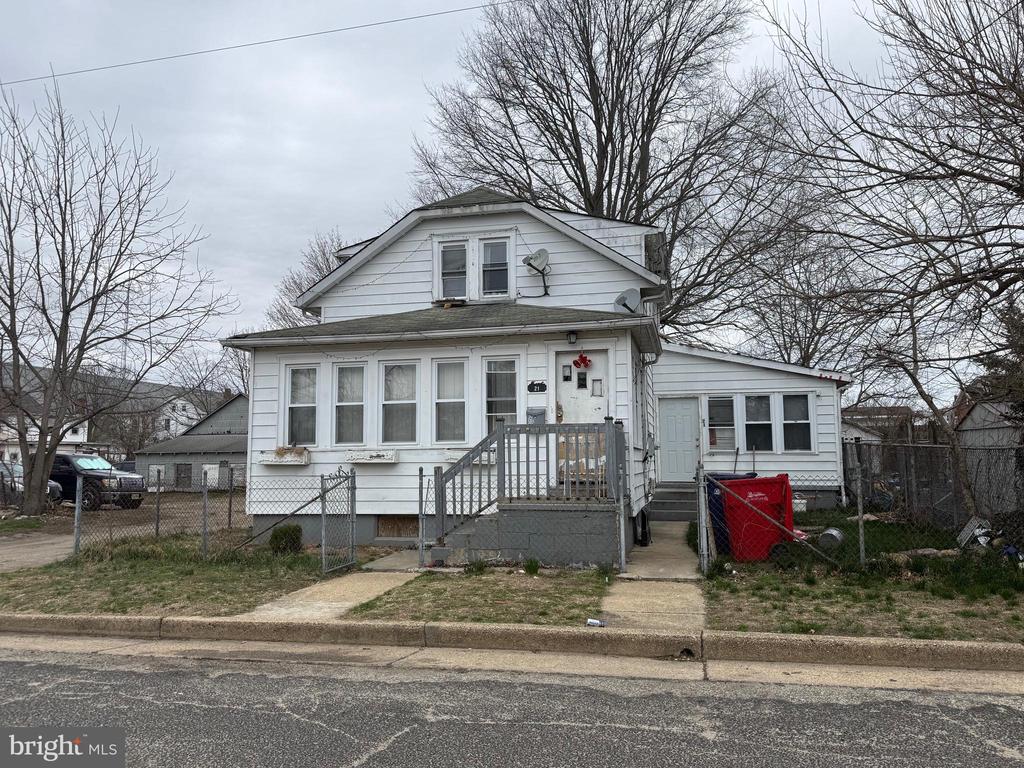 Residential in BRIDGETON 4