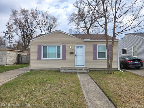 628 E Jarvis Ave, Hazel Park, MI, 48030-3201 | Card Image