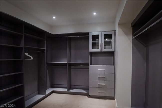 UNIT-3207 - 3722 Las Vegas Blvd, Home with 3 bedrooms, 2 bathrooms and null parking in Las Vegas NV | Image 10