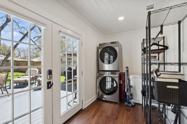 1213 S Church St, House other with 3 bedrooms, 2 bathrooms and 2 parking in Georgetown TX | Image 18