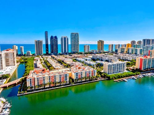 4613-17145 N Bay Rd, Sunny Isles Beach, FL, 33160-3454 | Card Image