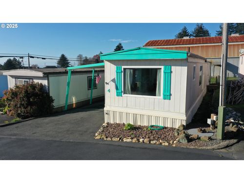 4-15765 Highway 101 S, Brookings, OR, 97415-9545 | Card Image