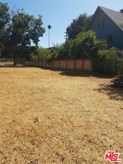 2154 W 24th St, LOS ANGELES, CA, 90018 | Card Image