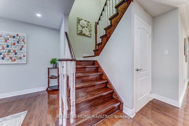 5 Hollier Dr, House attached with 3 bedrooms, 3 bathrooms and 1 parking in Ajax ON | Image 13
