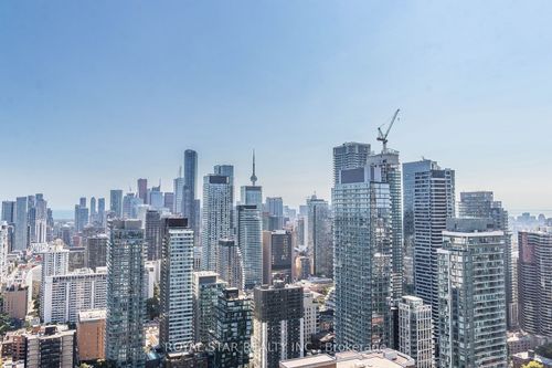 1304-55 Charles St E, Toronto, ON, M4Y0J1 | Card Image