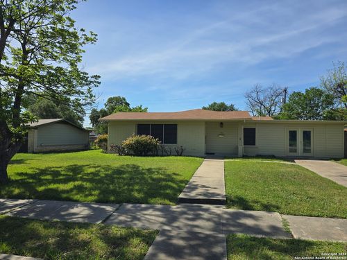 606 Shadywood Ln, San Antonio, TX, 78216-6816 | Card Image