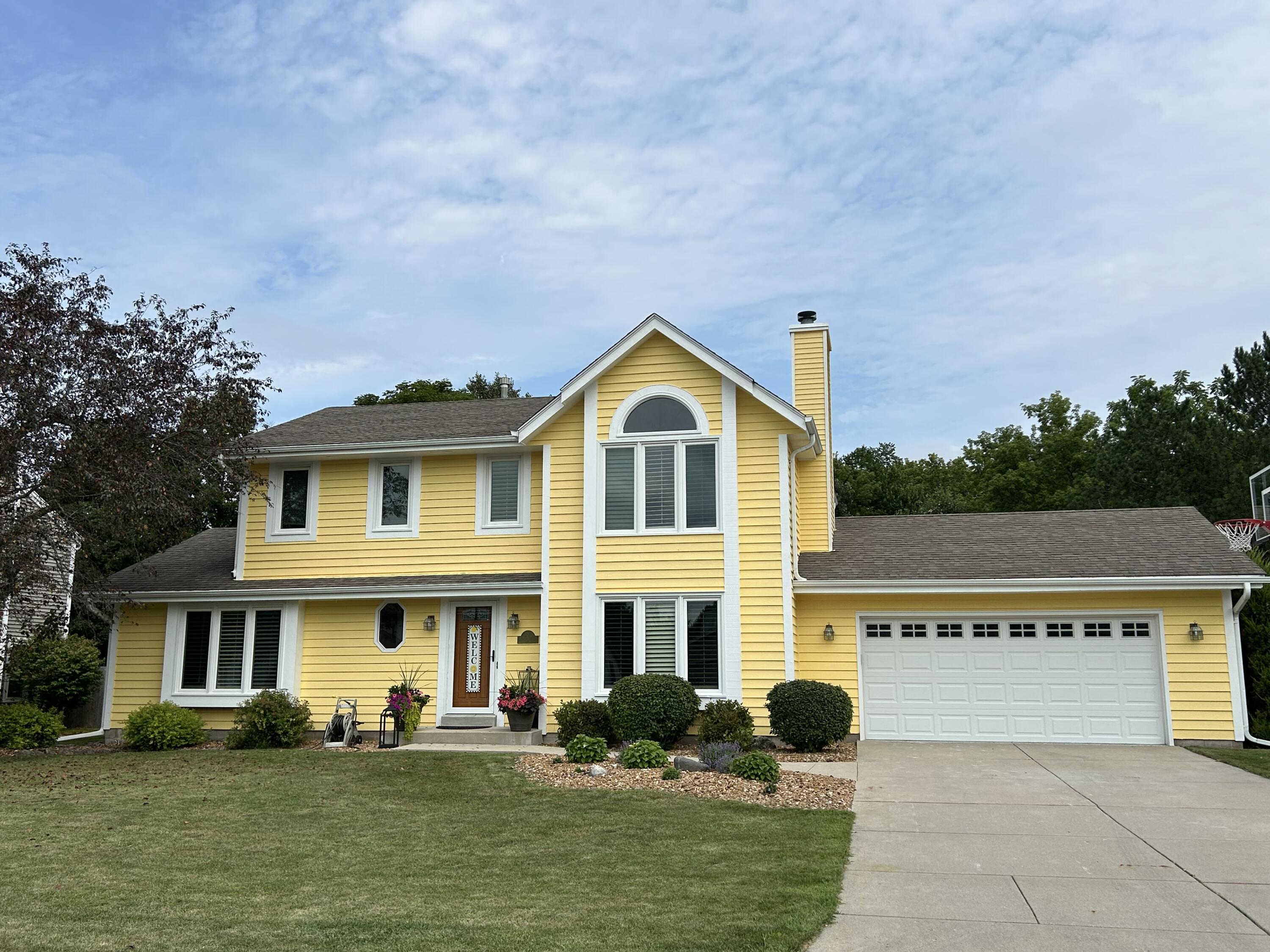 Ridgeview Ln, Germantown, WI 53022