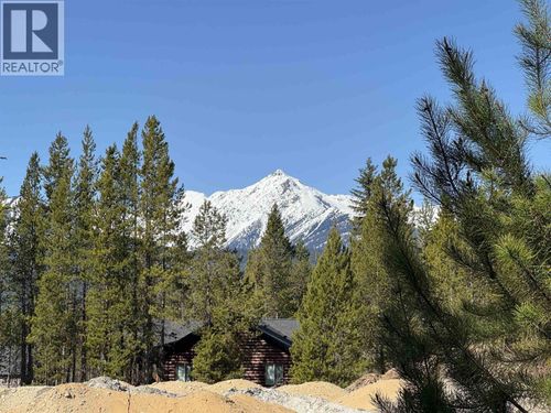 1030 18th Avenue, Valemount, BC, V0E2Z0 | Card Image