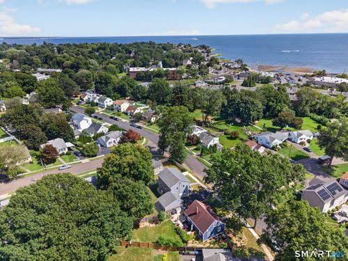 83 Winslow Dr, West Haven, CT, 06516-6945 | Card Image