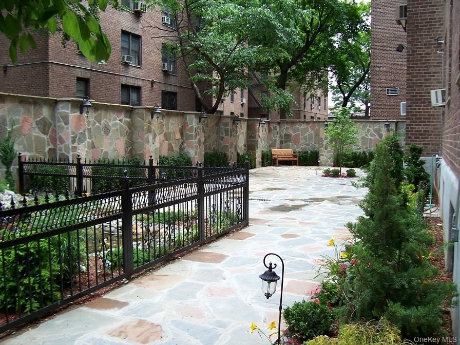 Residential in New York 3