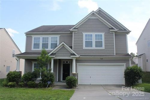 3620 Millstream Ridge Dr, Charlotte, NC, 28269-7915 | Card Image