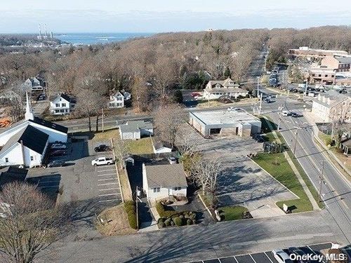 116 Oakland Ave, Port Jefferson, NY, 11777-2172 | Card Image