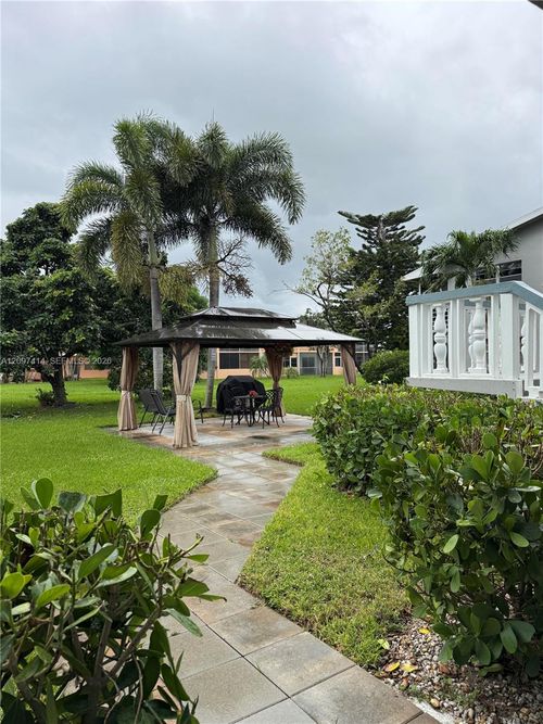 375-375 Sheffield P, West Palm Beach, FL, 33417-1543 | Card Image