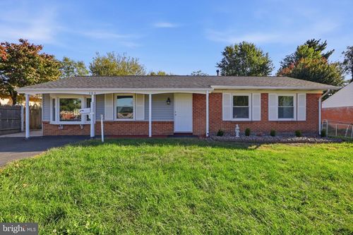 303 W Church Rd, STERLING, VA, 20164-3927 | Card Image