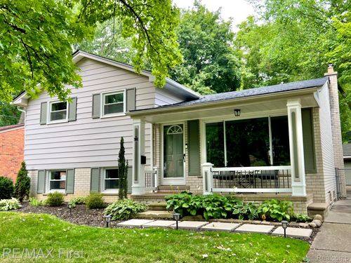 908 Marywood Dr, Royal Oak, MI, 48067-4803 | Card Image