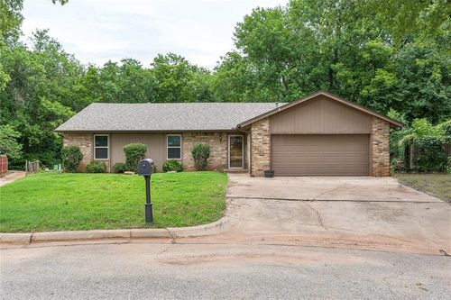 2107 Park Place, Norman, OK, 73071 | Card Image